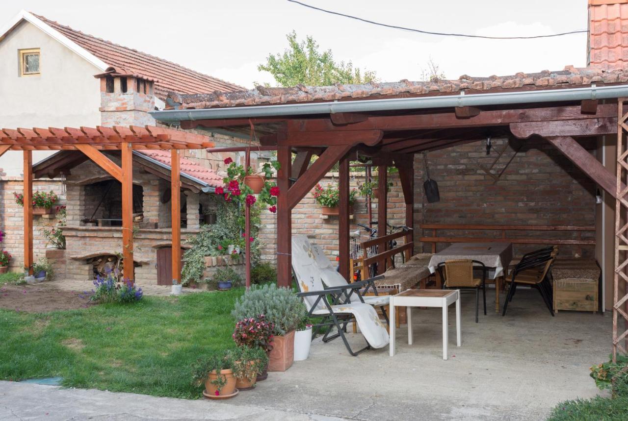 Vesna Lägenhet Vukovar Exteriör bild