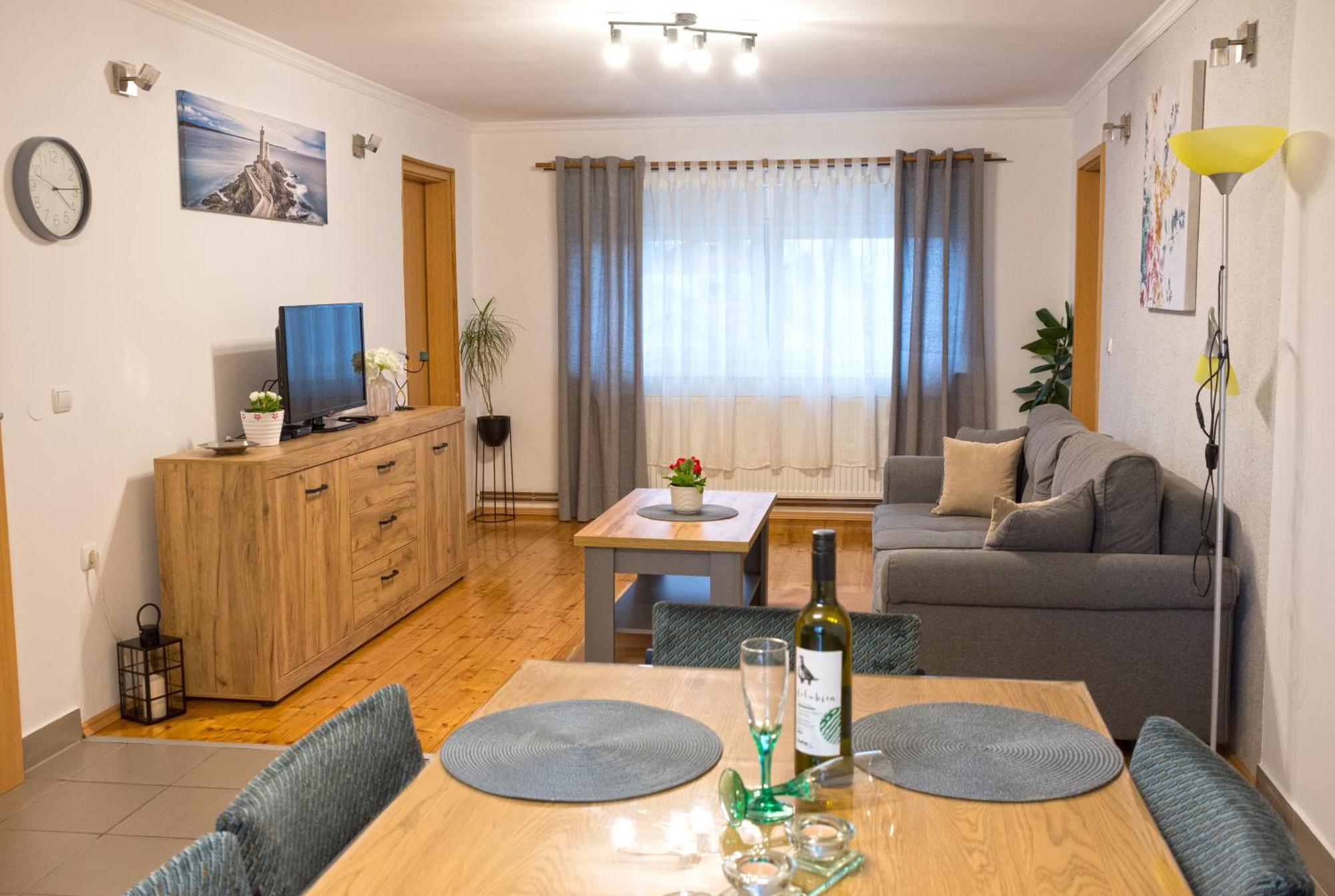 Vesna Lägenhet Vukovar Exteriör bild