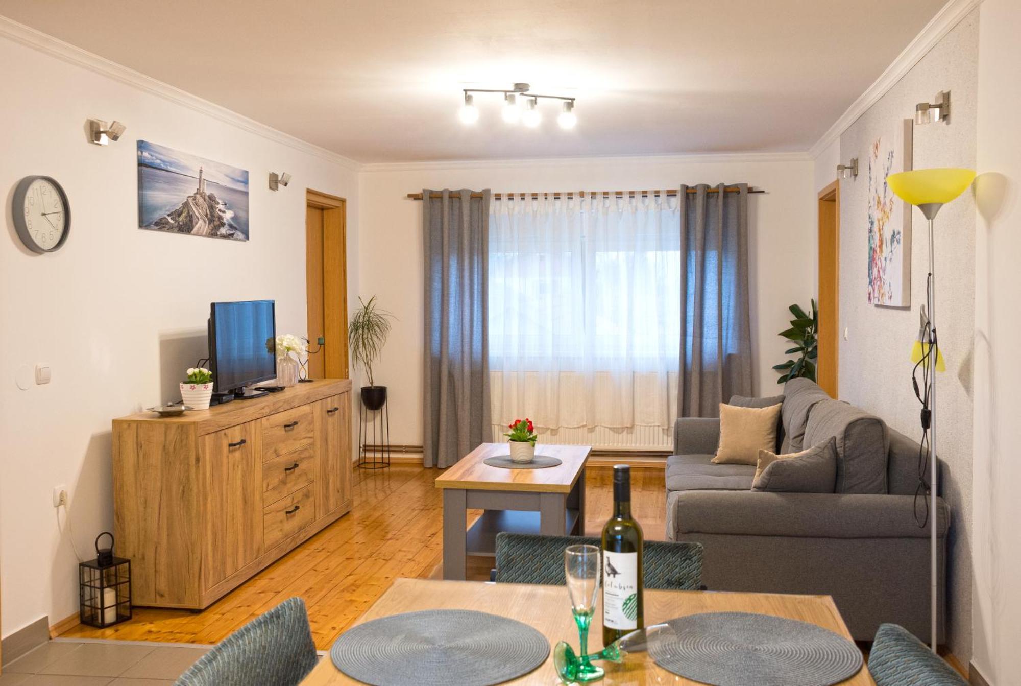Vesna Lägenhet Vukovar Exteriör bild